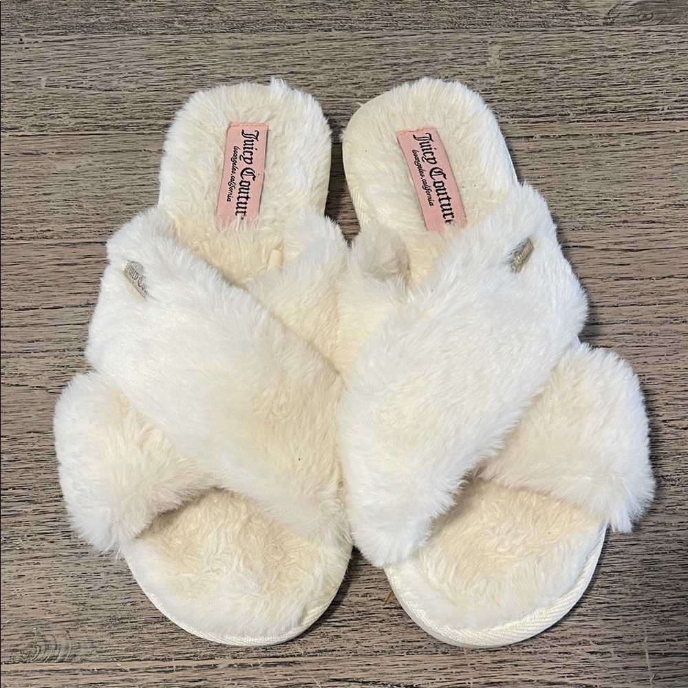 Juicy‎ Couture Cream Faux Fur Cross-Band Slide Slippers